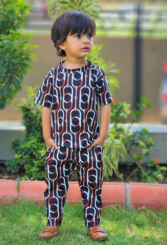 Off White Polycotton Printed Shirt & Shorts for Baby Boys